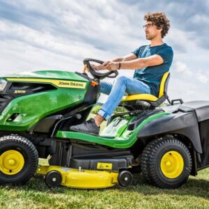 Cortacésped con operador a bordo X167R - John Deere