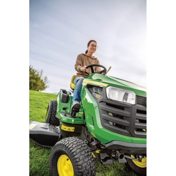 Cortacésped con operador a bordo X167 - John Deere