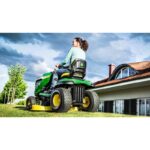 Cortacésped con operador a bordo X127 - John Deere